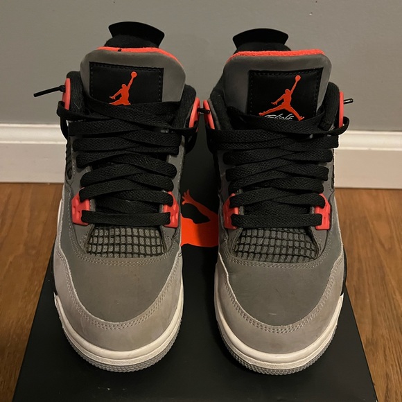 Jordan Retro Infrared